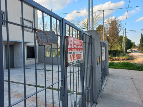 VENDO 4 REGIOS DUPLEX  EN MORENO (AUT. 322)