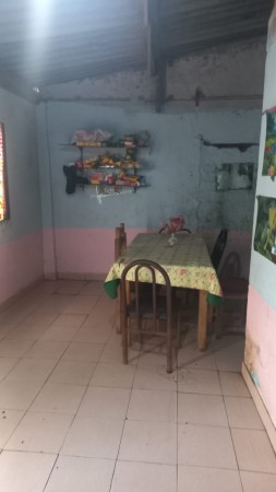(263) BARRIO SANTA ROSA - MORENO - VENDO CASA CON TERRENO IMPERDIBLE ( O PERMUTA POR CASITA O LOTE EN MORENO SUR