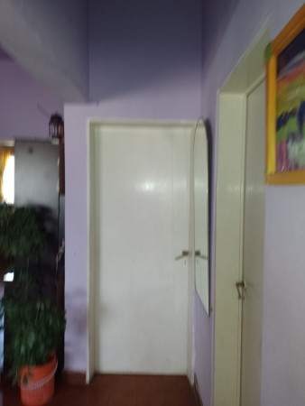 VENDO REGIA CASA EN DOS PLANTAS CON LOCALES COMERCIALES IDEAL INVERSIONISTA