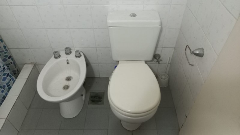 (AUT 358) BARRIO SAN JOSE, MORENO. EXCELENTE VIVIENDA CON TERRENO Y ESCRITURA (TODOS LOS SERVICIOS)