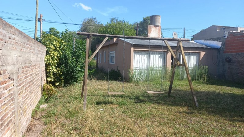 (AUT 358) BARRIO SAN JOSE, MORENO. EXCELENTE VIVIENDA CON TERRENO Y ESCRITURA (TODOS LOS SERVICIOS)