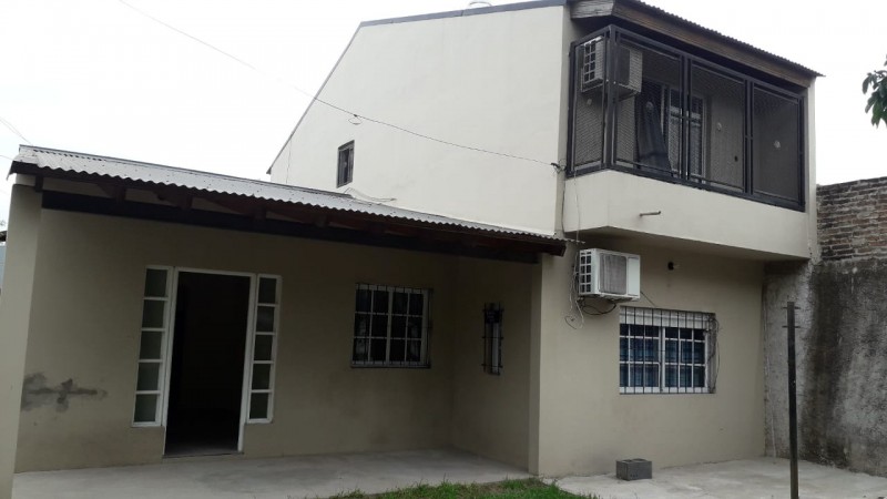 (AUT. 388) IMPERDIBLE "VENDO EXCELENTE CASA EN BARRIO LIBERTAD," PARTIDO DE MERLO