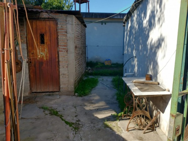 (AUT. 390) VENDO HERMOSA CASA EN BARRIO LA PERLITA, MORENO