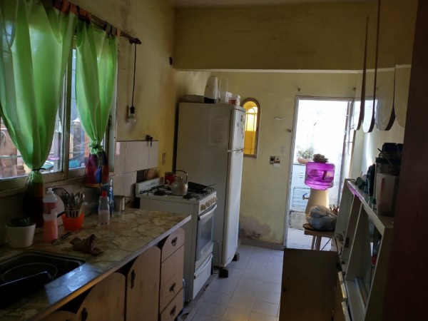 (AUT. 390) VENDO HERMOSA CASA EN BARRIO LA PERLITA, MORENO