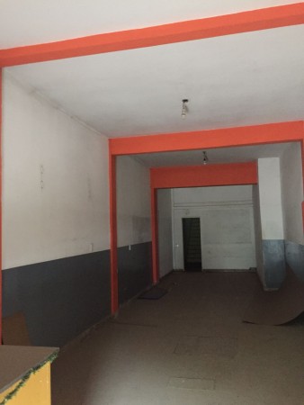 (AUT. 393) S E   A L Q U I L O       REGIO LOCAL COMERCIAL SOBRE AV. MARCOS DEL BUENO  716 DEL B° LA PERLITA MORENO