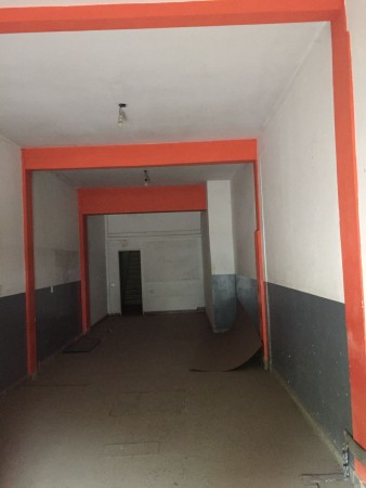 (AUT. 393) S E   A L Q U I L O       REGIO LOCAL COMERCIAL SOBRE AV. MARCOS DEL BUENO  716 DEL B° LA PERLITA MORENO