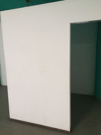 (AUT. 393) S E   A L Q U I L O       REGIO LOCAL COMERCIAL SOBRE AV. MARCOS DEL BUENO  716 DEL B° LA PERLITA MORENO