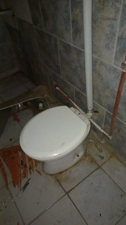 R E S  E R V A  D A .    (AUT. 403) ALQUILO DEPARTAMENTO P.B. TIPO CASA CON PATIO: 2 DORMITORIO, COCINA-COMEDOR, BAÑO, GALERIA CERRADA EN BARRIO SAN JOSÉ, CALLE GUATEMALA 5255