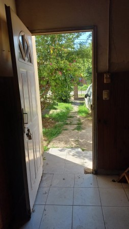 R E S  E R V A  D A .    (AUT. 403) ALQUILO DEPARTAMENTO P.B. TIPO CASA CON PATIO: 2 DORMITORIO, COCINA-COMEDOR, BAÑO, GALERIA CERRADA EN BARRIO SAN JOSÉ, CALLE GUATEMALA 5255