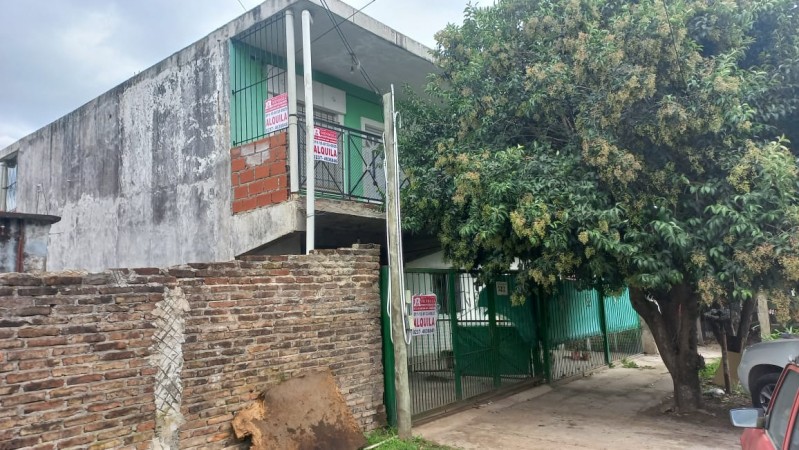 ALQUILO REGIO DEPARTAMENTO CON 3 DORMITORIOS CALLE SARA JUSTO 522 BARRIO 25 DE MAYO, MORENO