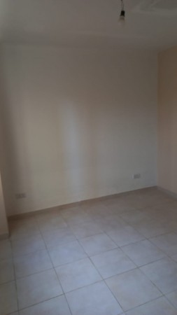 VENDO HERMOSO DEPARTAMENTO PLANTA BAJA MORENO NORTE, PROXIMO A RUTA 23.