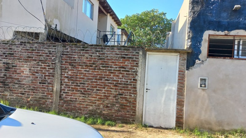 VENDO HERMOSO DEPARTAMENTO PLANTA BAJA MORENO NORTE, PROXIMO A RUTA 23.