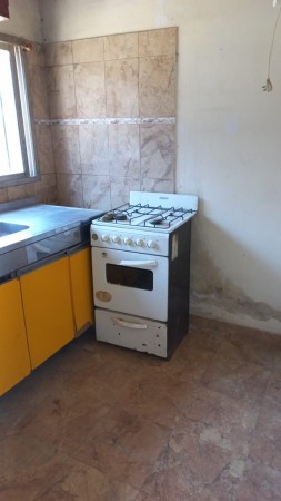 ALQUILO DEPARTAMENTO SOBRE ASFALTO BARRIO SAN JOSE, MORENO CALLE GUATEMALA 5255
