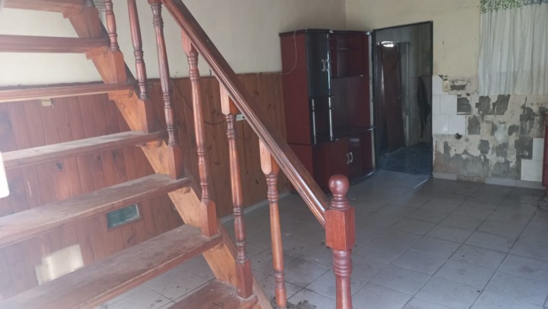 R E S  E R V A  D A .    (AUT. 403) ALQUILO DEPARTAMENTO P.B. TIPO CASA CON PATIO: 2 DORMITORIO, COCINA-COMEDOR, BAÑO, GALERIA CERRADA EN BARRIO SAN JOSÉ, CALLE GUATEMALA 5255