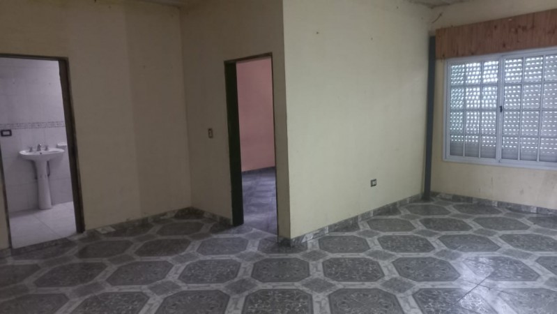 ALQUILO REGIO DEPARTAMENTO CON 3 DORMITORIOS CALLE SARA JUSTO 522 BARRIO 25 DE MAYO, MORENO