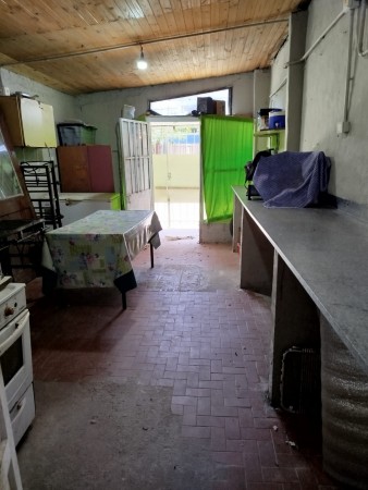 (AUT. 405) ALQUILO HERMOSO LOCAL COMERCIAL IDEAL OFICINA, PELUQUERIA, KIOSCO, ALMACEN, ETC