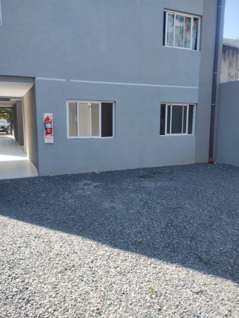 ALQUILO DEPARTAMENTO OFICINA O MONOAMBIENTE CON COCHERA , EDIFICIO A ESTRENAR.