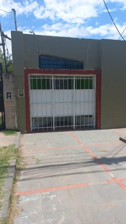 (AUT. 405) ALQUILO HERMOSO LOCAL COMERCIAL IDEAL OFICINA, PELUQUERIA, KIOSCO, ALMACEN, ETC