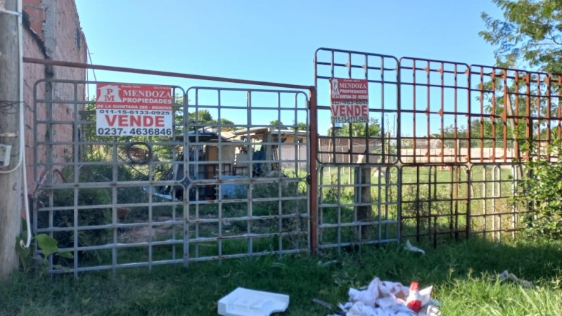 VENDO HERMOSO TERRENO EN GENERAL RODRIGUEZ, SOBRE PAVIMENTO COLECTIVO ALFRENTE, PROXIMO COLEGIO PRIMARIO Y SECUNDARIO