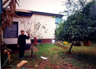 (AUT 357) JARDIN  AMERICA,  VENDO CASA DE MATERIAL (O PERMUTO POR CASA EN BUENOS AIRES)