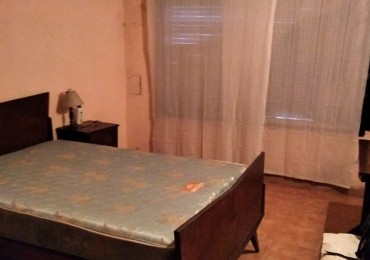EN HURLINGHAM - VENDO CASA CON AMPLIO PATIO (AUT.314)